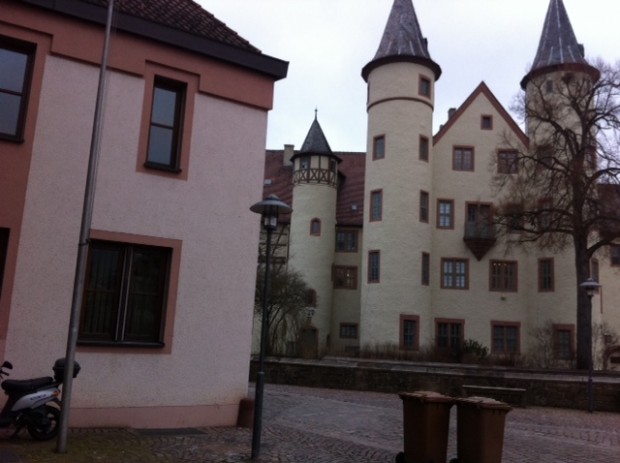 Lohrer Schloss mit Rathaus
