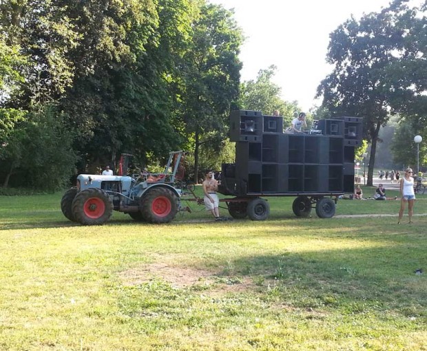 Traktor DJ