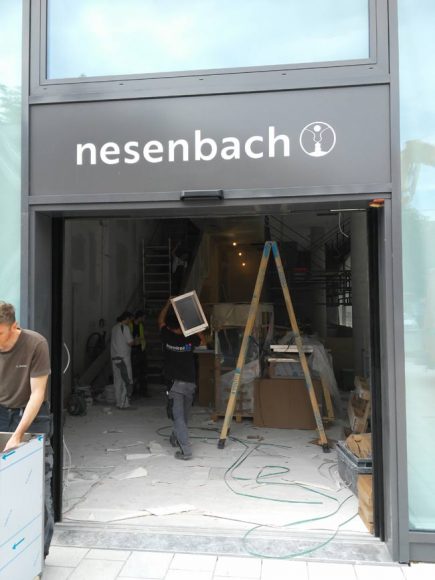Nesenbach zieht Anfang Juni nach. 